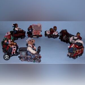 Boyd’s Bears 9 pc Complete Set Christmas Train